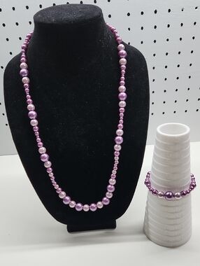 Pearlescent Pink And Purple Beaded Necklace — And Bracelet Set